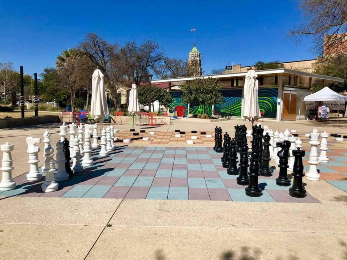 Remodeled Studio Near Downtown Apartment San Antonio Exterior photo