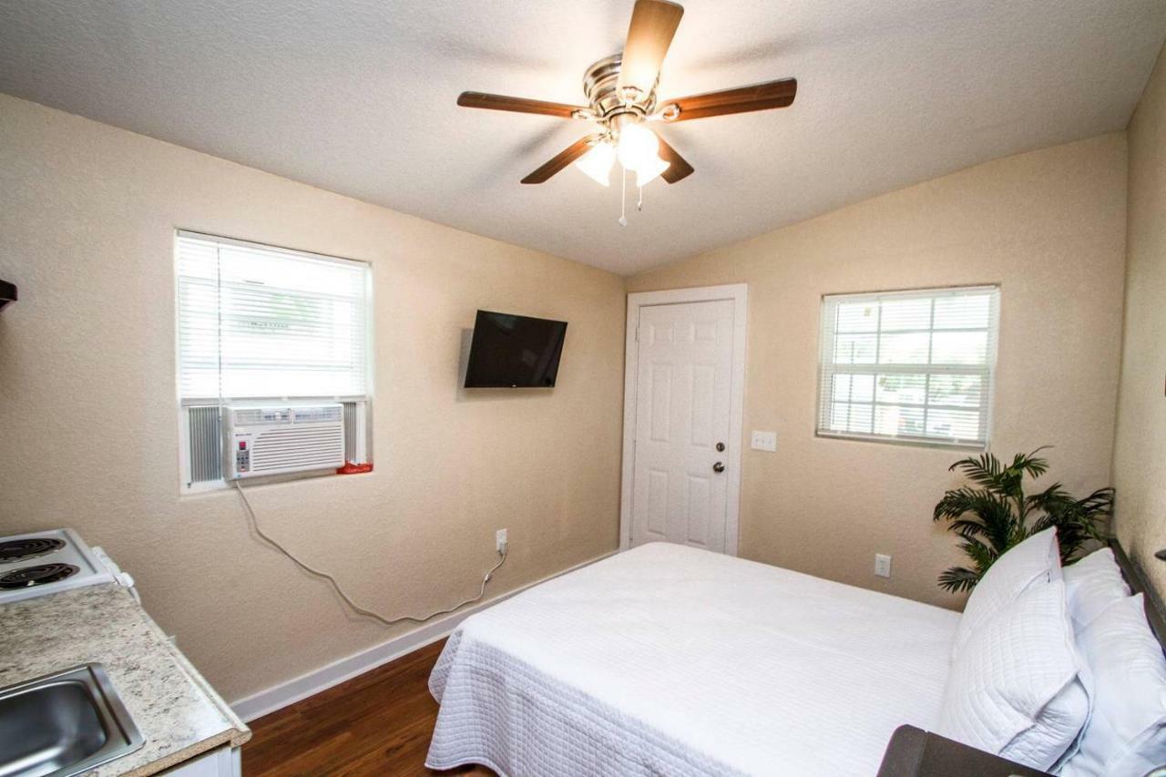 Remodeled Studio Near Downtown Apartment San Antonio Exterior photo